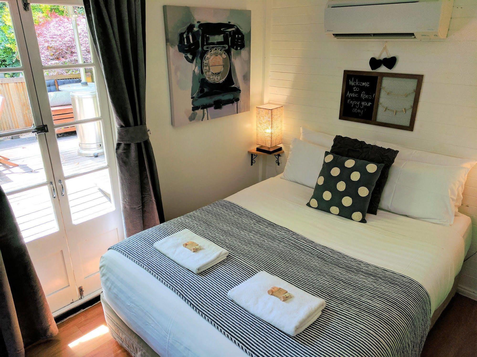 Annie Roes Luxury B&B Bend of Islands Экстерьер фото